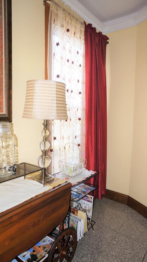 Inn On The Harbour تشارلوت تاون المظهر الخارجي الصورة